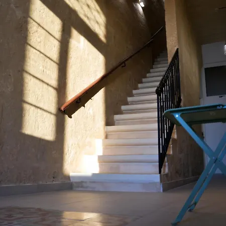 Grand Terrace 1 By Vallettastay