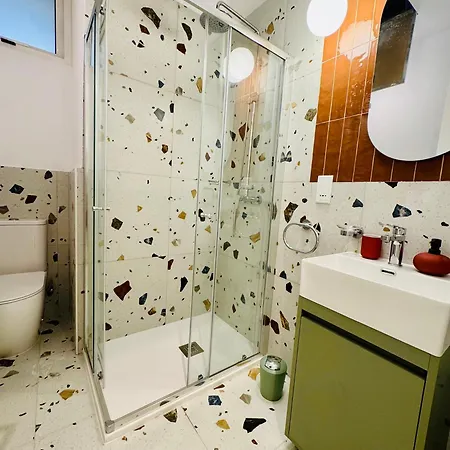 Grand Terrace 1 By Vallettastay *