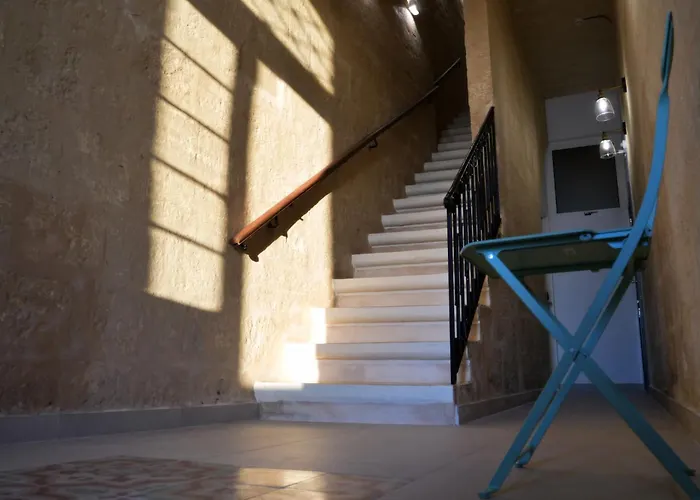 Grand Terrace 1 By Vallettastay